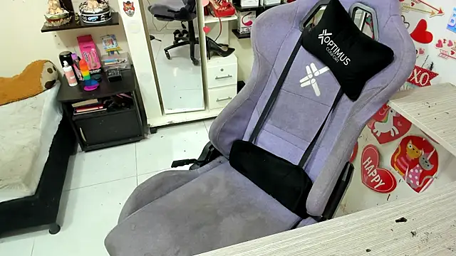 XXX chat uživo modela allsson_queen