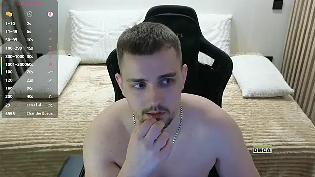 Larstar01 Chat XXX live