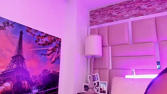ShaniaBrownn's Live XXX Chat