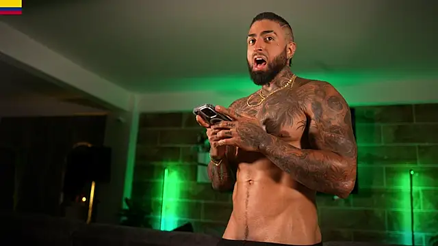 XXX chat uživo modela Eros_Dark_