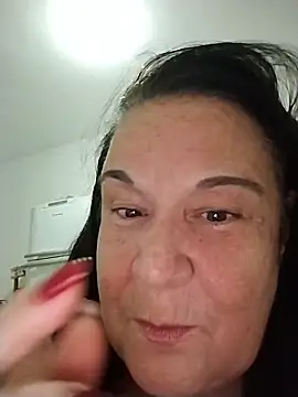 دردشة Yaya_Mineira الجنسية المباشرة