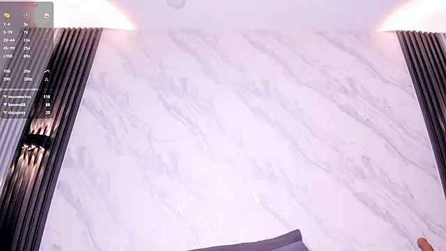 Monika-Ruiz élő XXX-chatje