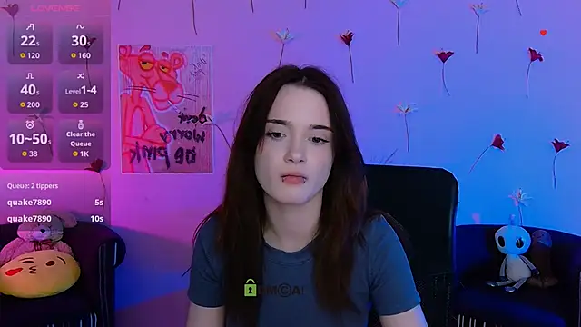 liana_kisses élő XXX-chatje