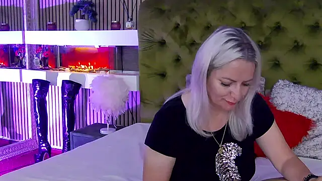LadyTouch élő XXX-chatje