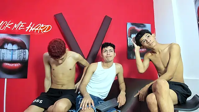 AVENGER_BOYS2026 라이브 XXX 채팅
