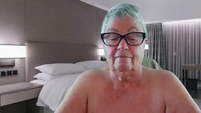 Mystery-Grandmother's Live XXX Chat