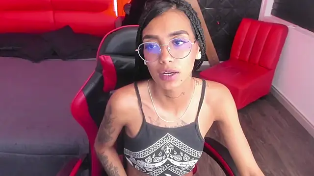 KarlaSlutSkinny__ Live XXX-Chat