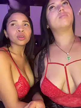 Cheerryloverss – webcam-show