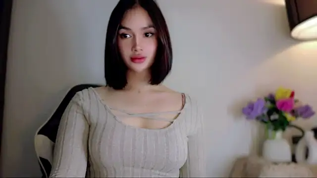 Anna_HollyDoll Adlı Modelin Canlı XXX Sohbeti
