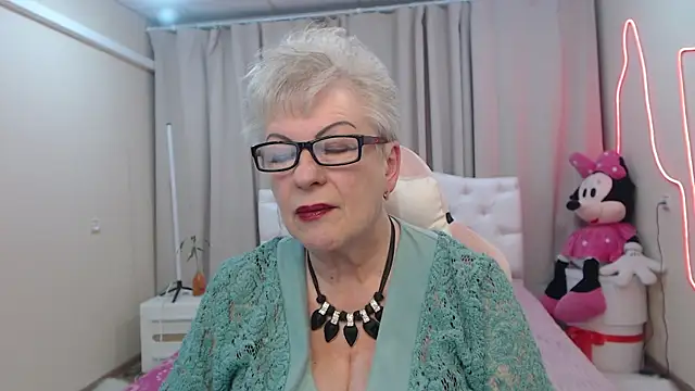 Chatroom XXX en direct de KayleSmoll