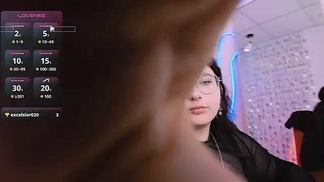 Siena_aa – Naživo XXX chat