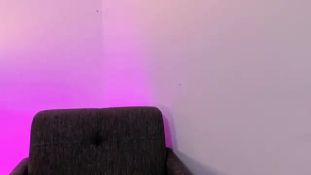 Онлайн чат XXX SuzzieSweet