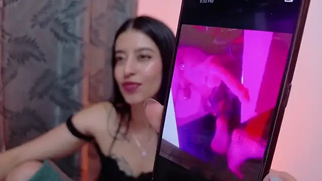 Misscarolsph Adlı Modelin Canlı XXX Sohbeti