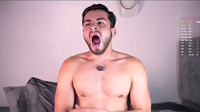 aydan_hw élő XXX-chatje