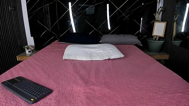 Gael_Hills Webcam show