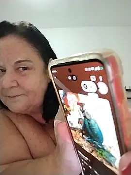 Živý XXX chat Yaya_Mineira