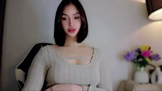 Anna_HollyDoll Adlı Modelin Canlı XXX Sohbeti