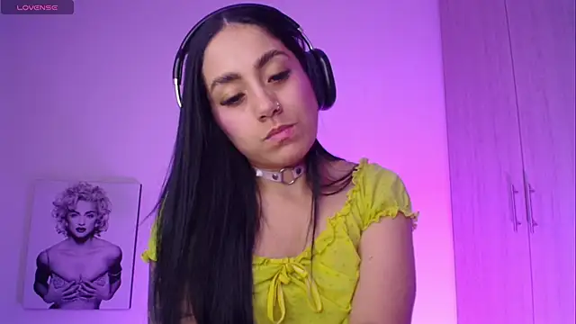 Millie_bobby Chat XXX in diretta