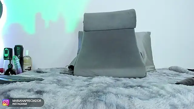 mariana_preciado's Webcam Show