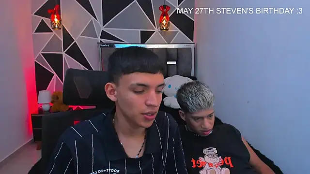 Juan_Nd_Steven: вебкам-шоу