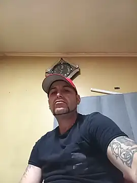 TrainedFinder5 Live XXX-Chat