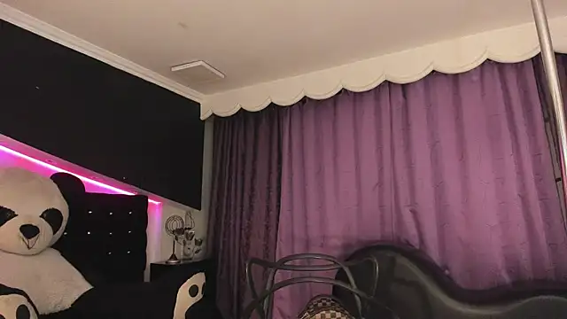 Živý XXX chat Coral_Gibson