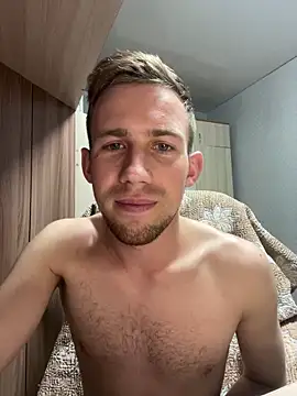 ---Dark--- – Naživo XXX chat