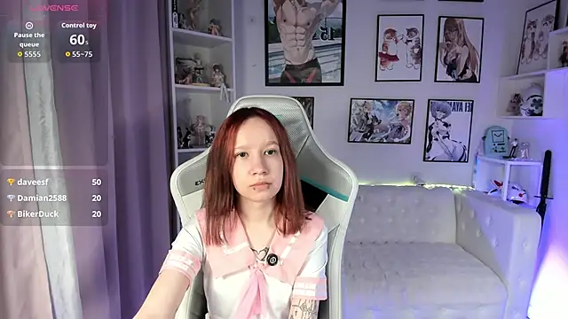 Chatroom XXX en direct de Mi_Mi_Mia
