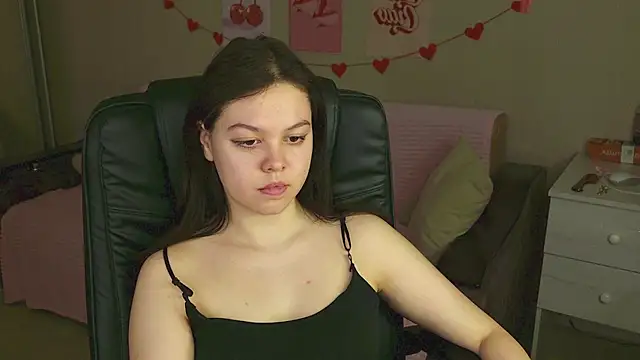 DelarySong Chat XXX in diretta