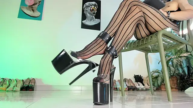عرض كام ArchieCollins