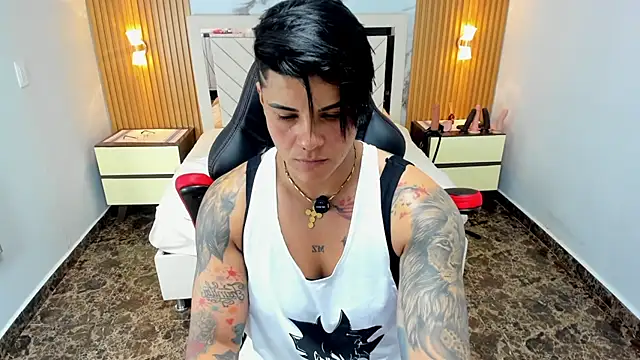KAROLLJONES1n Live XXX chat