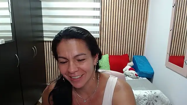camilavargas_n Live XXX chat
