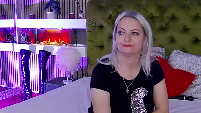 دردشة LadyTouch الجنسية المباشرة