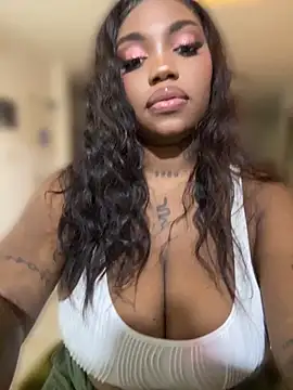 SarahBleer – Naživo XXX chat
