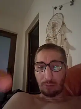 HoundingIniquity live XXX chat