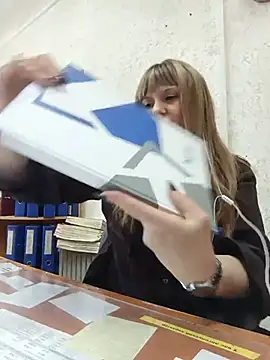 Office_Albertina: онлайн-секс-чат
