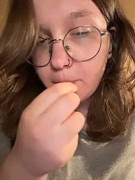 jullythefatty's Live XXX Chat