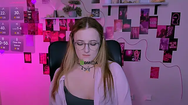 Chat XXX en directo de luna_berryy