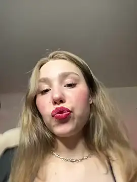 Muse228's Live XXX Chat
