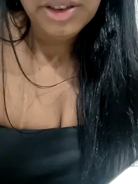 دردشة NeydeHotWife الجنسية المباشرة