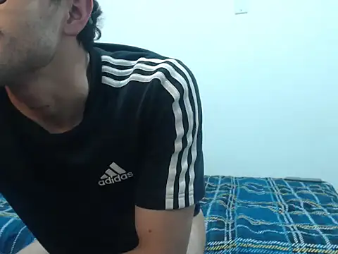 CuriousTomX's Webcam Show