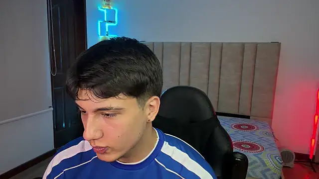 Czat XXX na żywo – CHRIS_MORGAN1