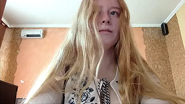 KateVibe_01 Webcam-Show