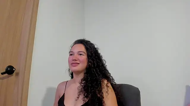 Czat XXX na żywo – MiaRouseex