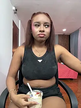 Kloe_rousse01 live XXX chat