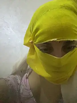 DIAMOUNDA's Live XXX Chat