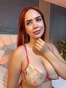 Pertunjukan Kamera Web Ambar_Mancinii