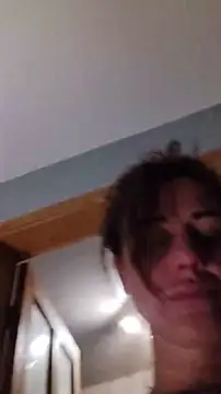 XXX chat uživo modela Sophrob96x