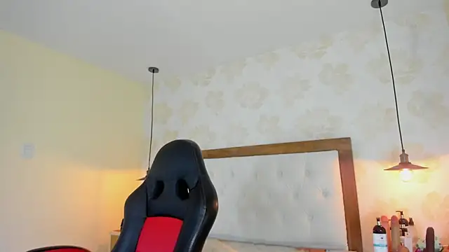 IRISCLARK1's Live XXX Chat