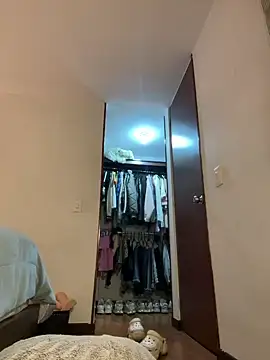 BelkajのライブXXXチャット